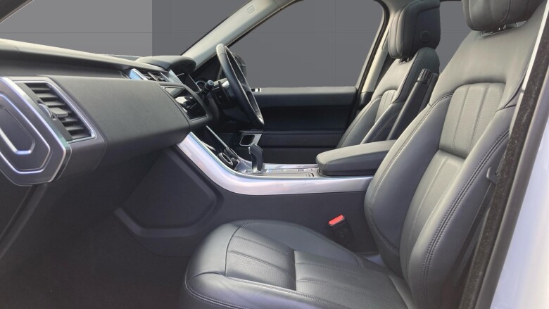 Land Rover Range Rover Sport 3.0 SDV6 HSE 5dr Auto Diesel Estate